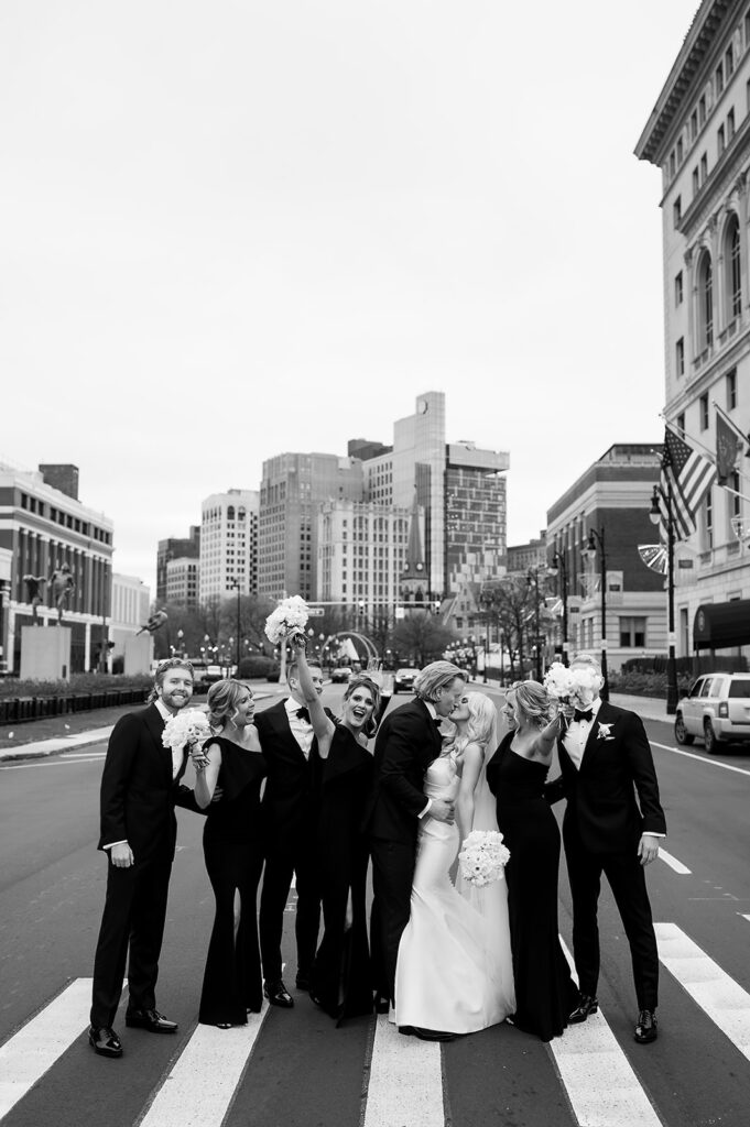 Detroit wedding party photos downtown