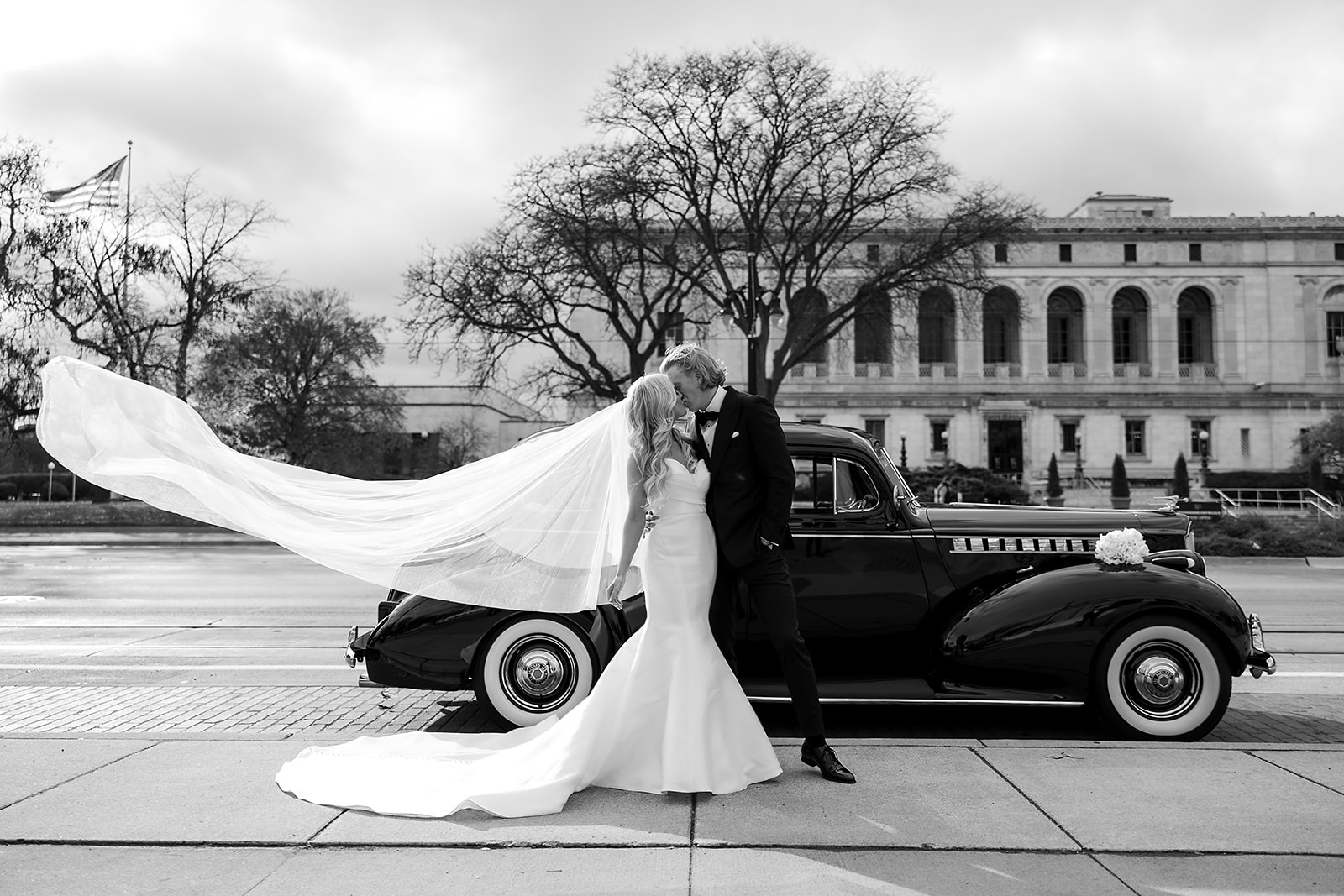 Bride and grooms outdoor wedding portraits from their Detroit Athletic Club wedding