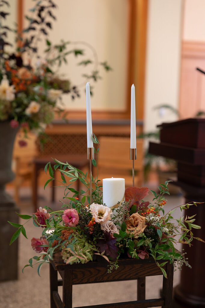 A Grand Rapids Wedding Ceremony at Our Lady Seat of Wisdom Chapel on Aquinis College