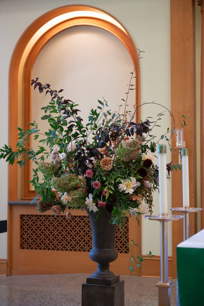 A Grand Rapids Wedding Ceremony at Our Lady Seat of Wisdom Chapel on Aquinis College