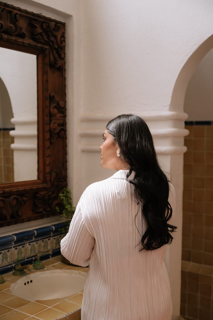 Bride getting ready for her San Miguel de Allende Wedding at Hacienda San Luis Gonzaga